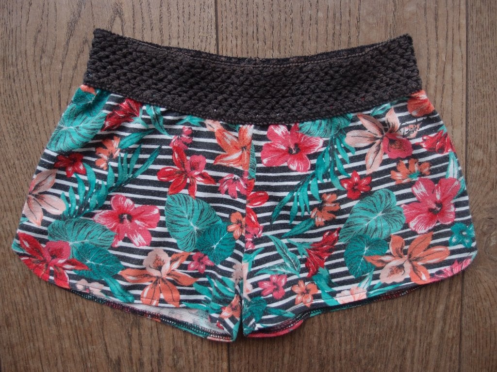 Leuk Protest meisjes short korte broek maat 128, Broek, Protest, Meisje, Ophalen of Verzenden