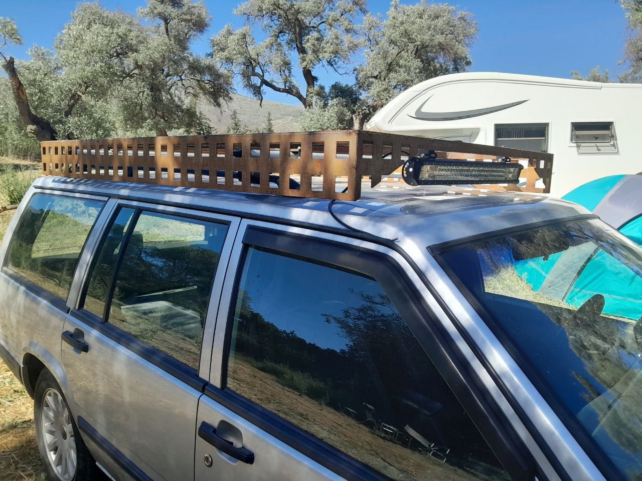 Robuust dakrek carbage run met lightbar, Ophalen, Gebruikt, Volvo