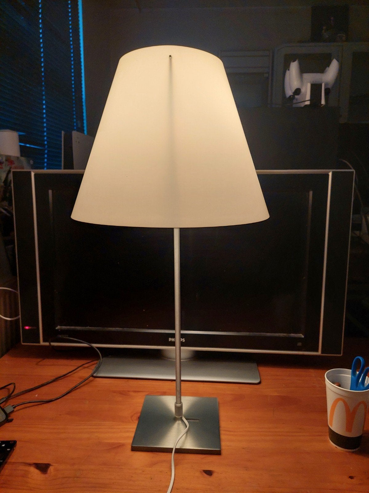 Luceplan Tafellamp - Modern Design met E27 Fitting, Bureaulamp, Gebruikt, Overige merken, Met schakelaar