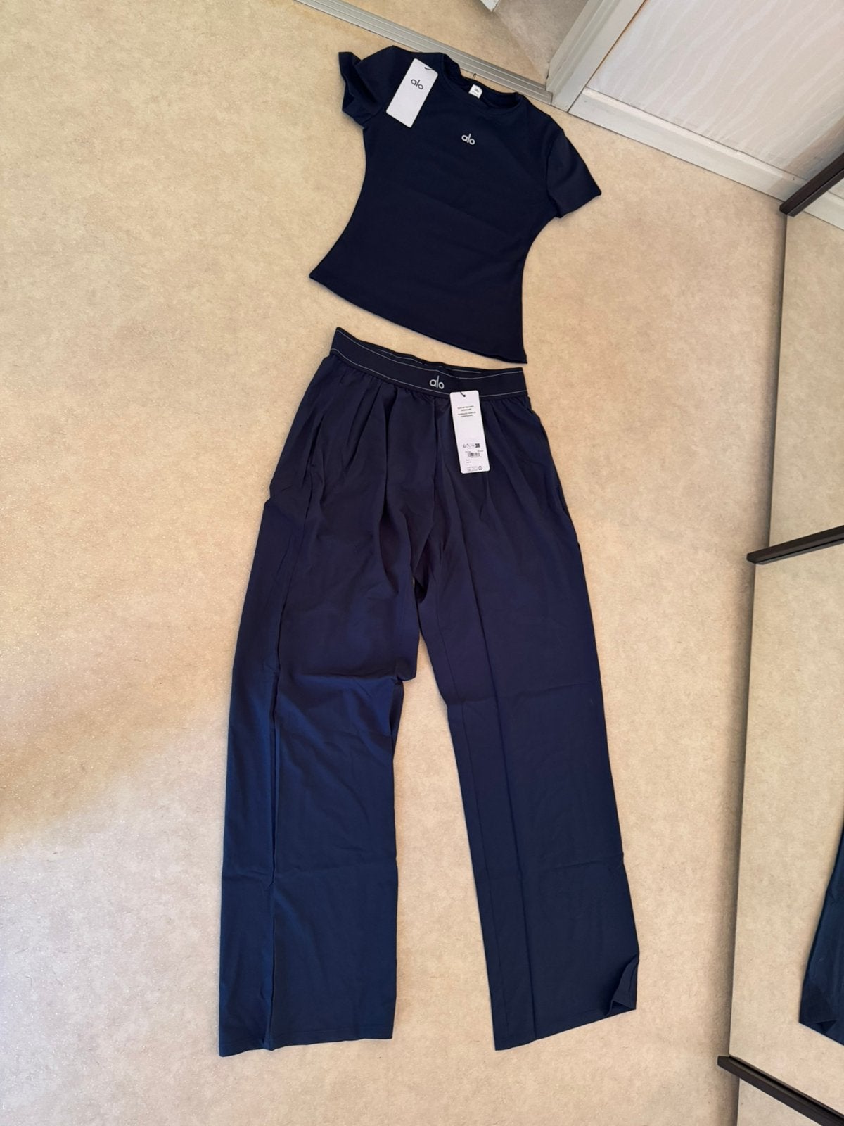 Prachtig ALO setje in donkerblauw – maat M, Maat 38/40 (M), Blauw, Nieuw, Ophalen of Verzenden