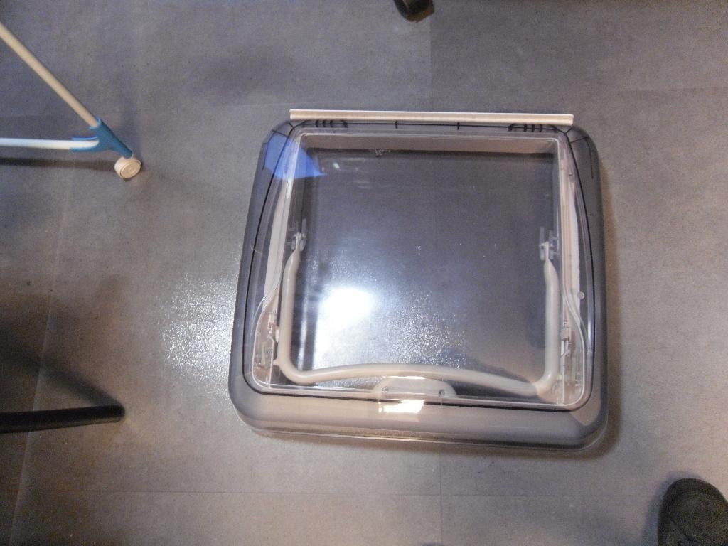 Dakluik voor camper of caravan 40 x 40 cm., Caravans en Kamperen, Caravan accessoires, Ophalen, Nieuw