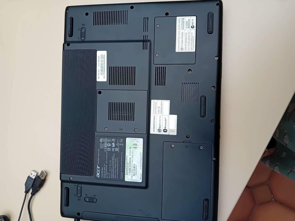 Hallo zoek een battery voor laptop acer ferrari 4000, Ophalen of Verzenden, Zo goed als nieuw, Acer