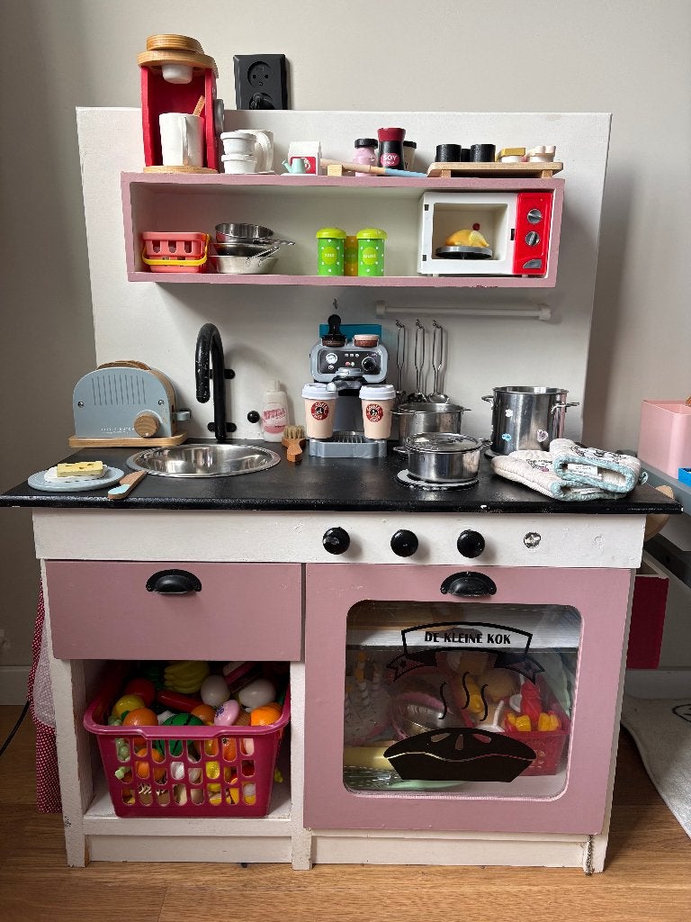 Zelfgemaakt houten speelkeukentje incl. veel accessoires, Kinderen en Baby's, Ophalen, Gebruikt, Hout, Speelkeuken
