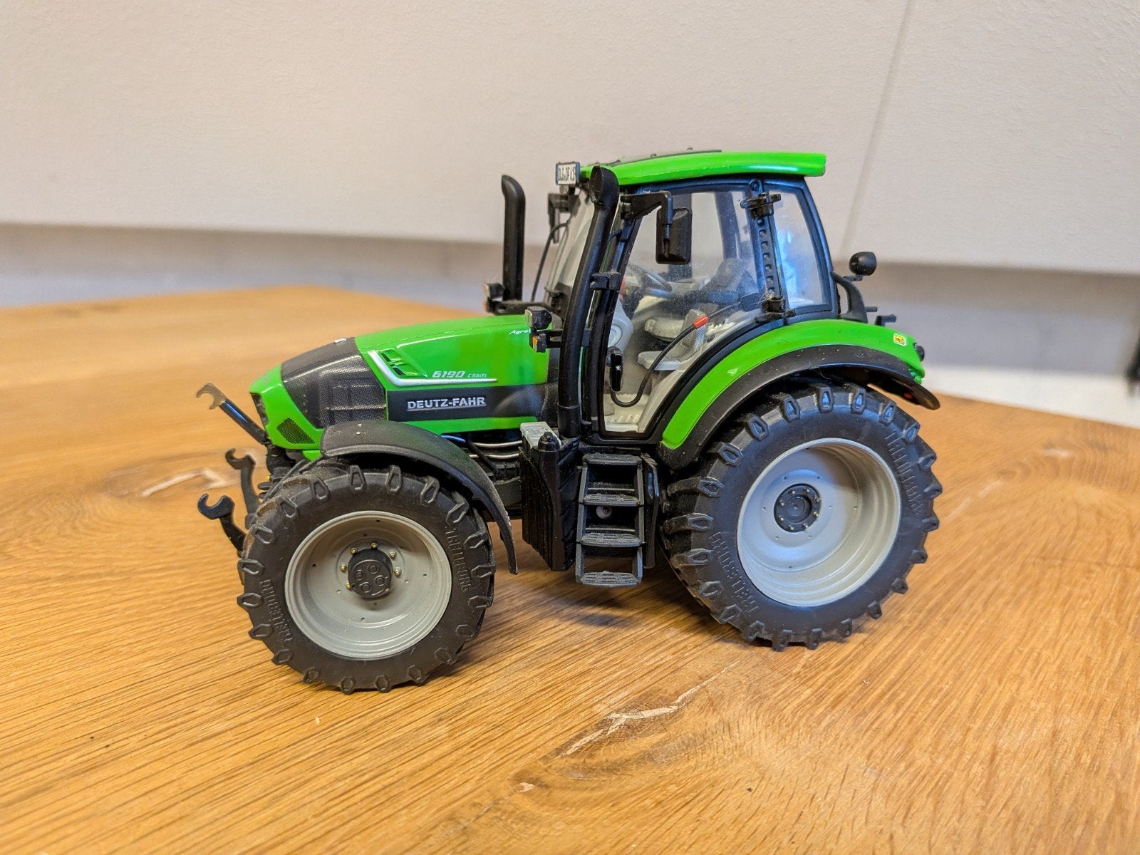 Deutz-Fahr 6190 Cshift, Hobby en Vrije tijd, Modelauto's | 1:32, Ophalen of Verzenden, Zo goed als nieuw, Overige typen, Overige merken
