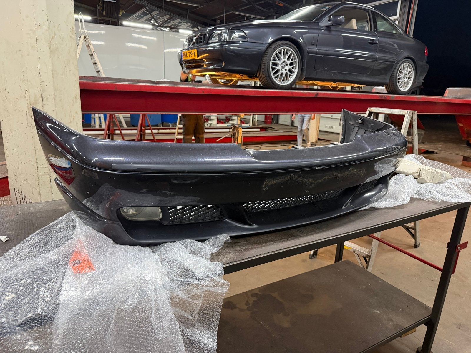 Volvo R-Bumper V70R/S70R (P80), Auto-onderdelen, Ophalen, Gebruikt, Voor, Volvo