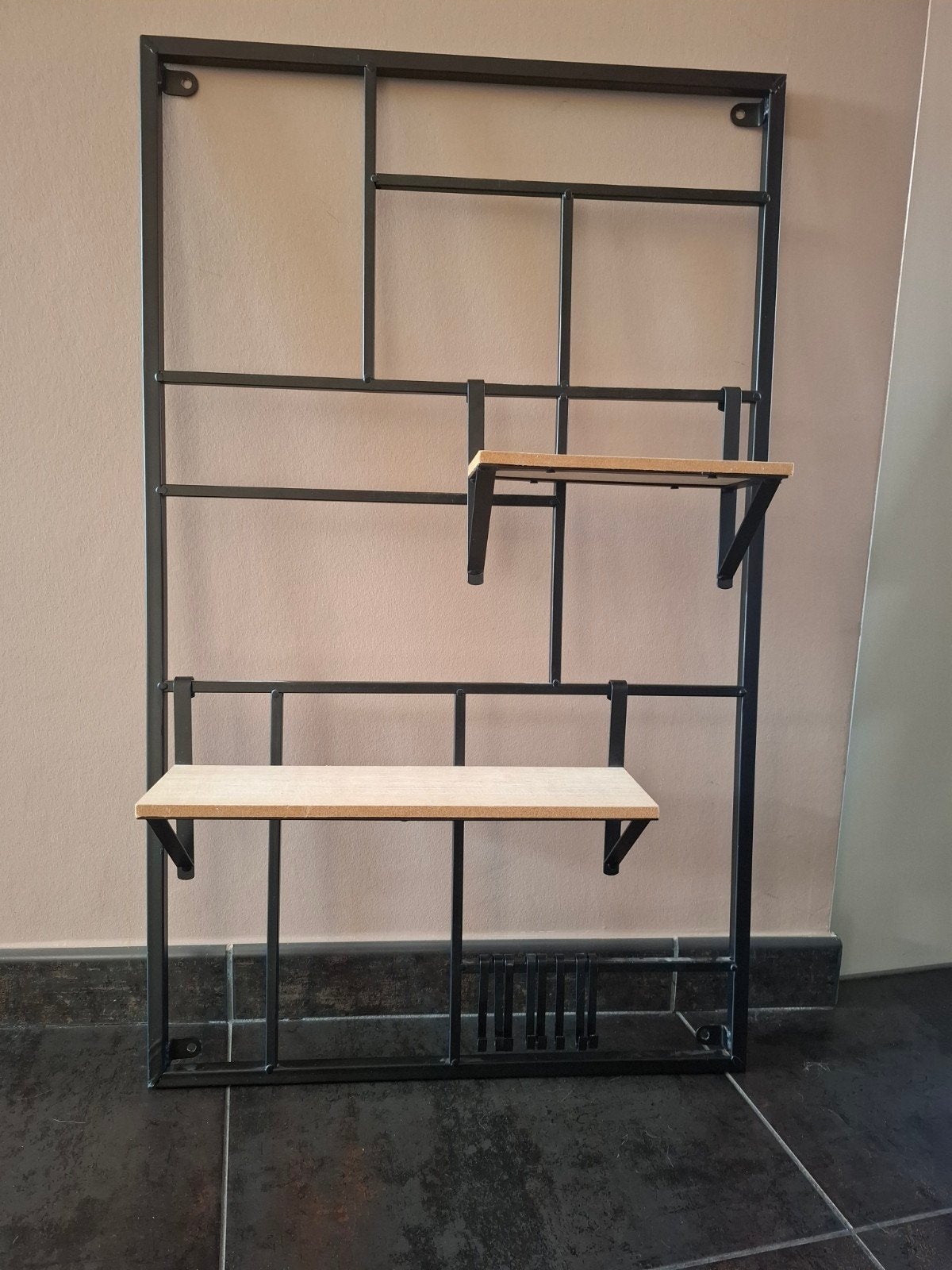 Metalen wandrek met houten planken, Ophalen, Zo goed als nieuw