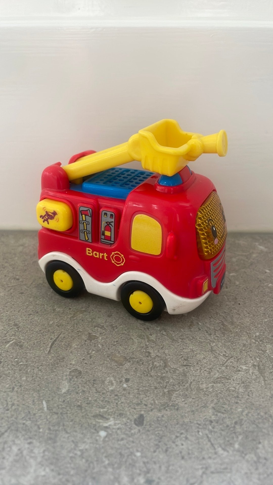 VTech Toet Toet brandweer auto Bart, Kinderen en Baby's, Ophalen of Verzenden, Gebruikt, 6 maanden tot 2 jaar