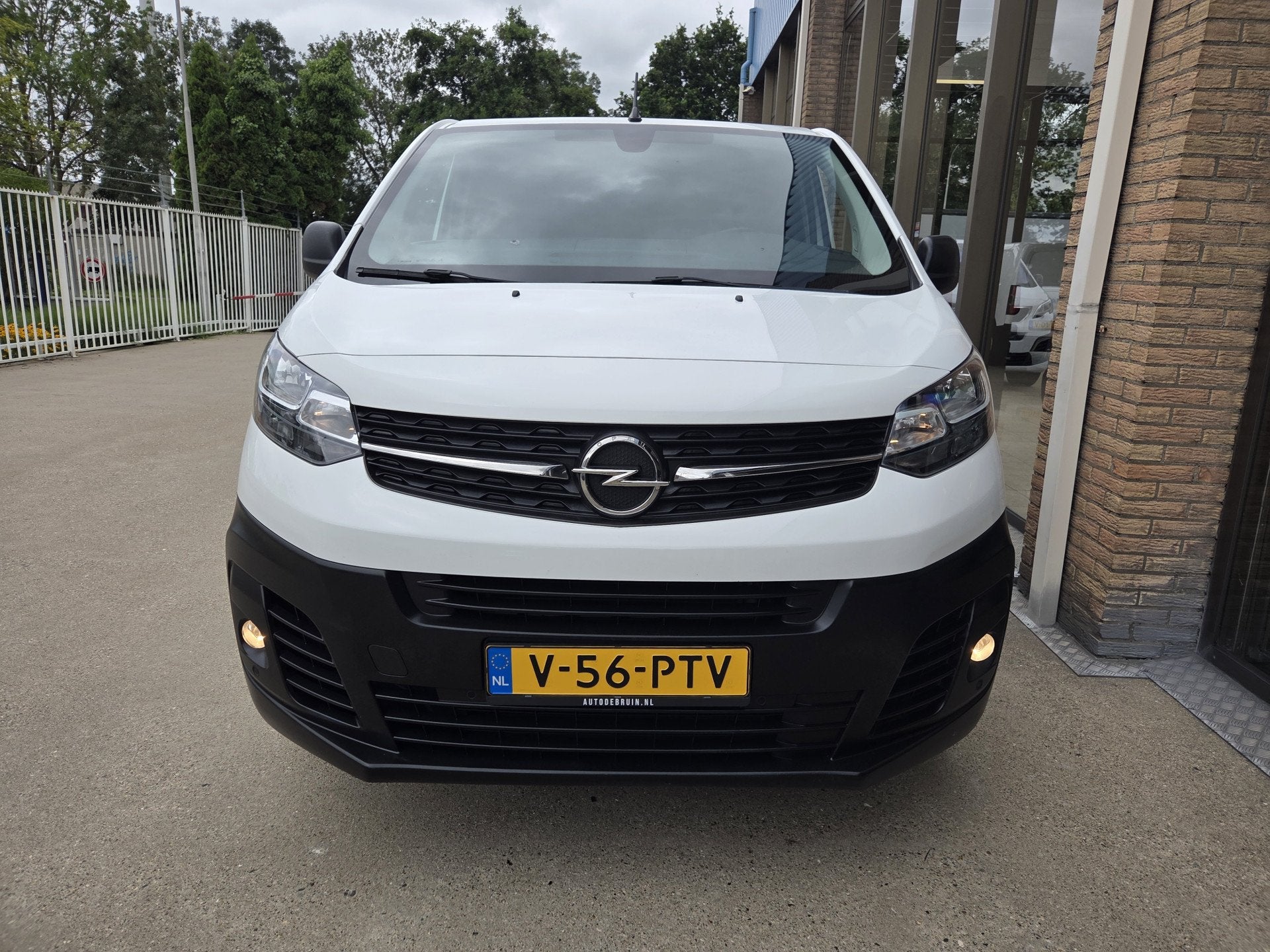 Opel Vivaro 2.0 CDTI Autm. L3 L & R Schuifdeur Airco Cruise, 145 pk, Stof, Gebruikt, 4 cilinders