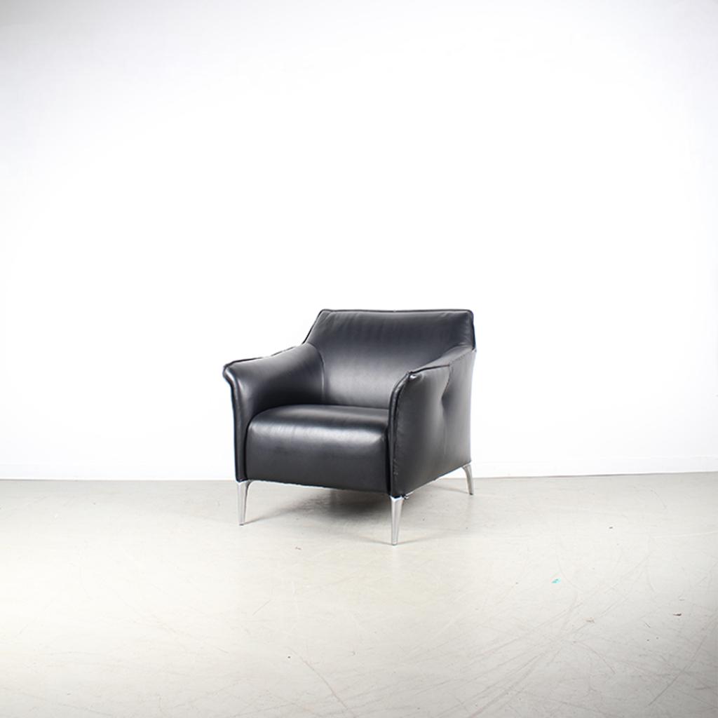 2x Leolux Mayon Fauteuil Zwart Leer – Staal, Huis en Inrichting, Fauteuils, Niet ingevuld, Niet ingevuld, Ophalen of Verzenden