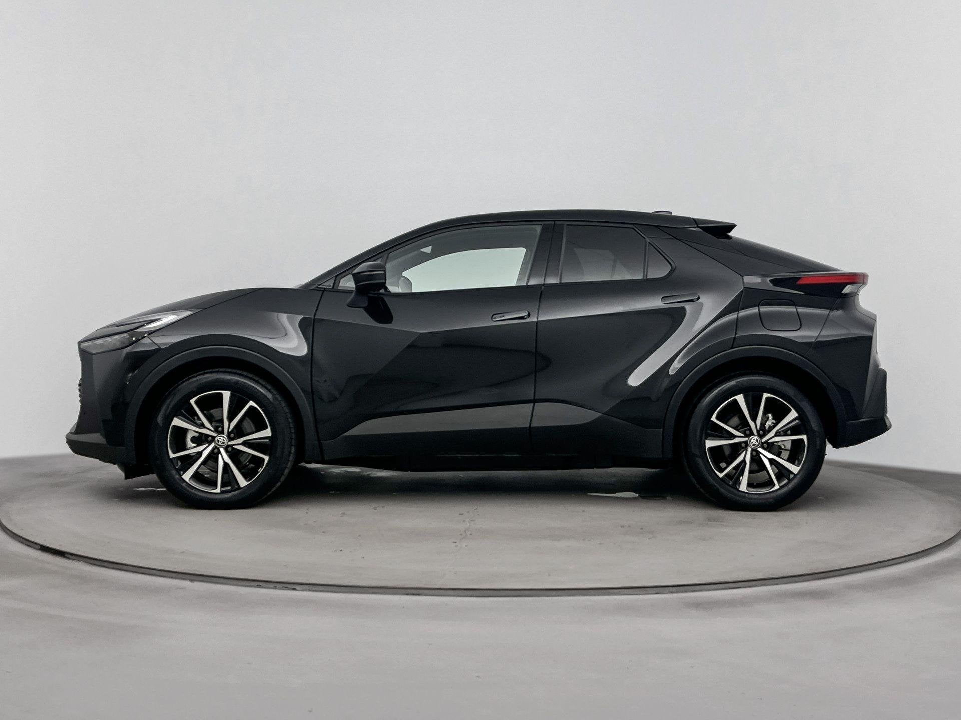Toyota C-HR 2.0 Plug-in Hybrid Dynamic 220PK | Automaat | Na, Auto's, Toyota, Automatische klimaatregeling, 4 cilinders, Zwart