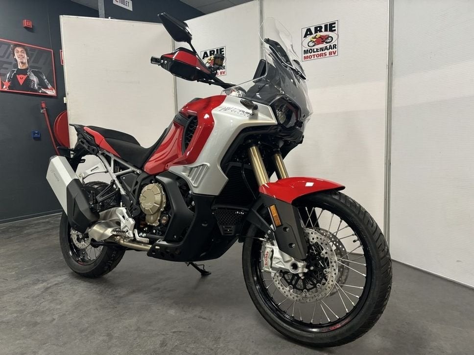 MV Agusta ENDURO VELOCE EAS (bj 2025), Bedrijf, Meer dan 35 kW, Overig, 931 cc