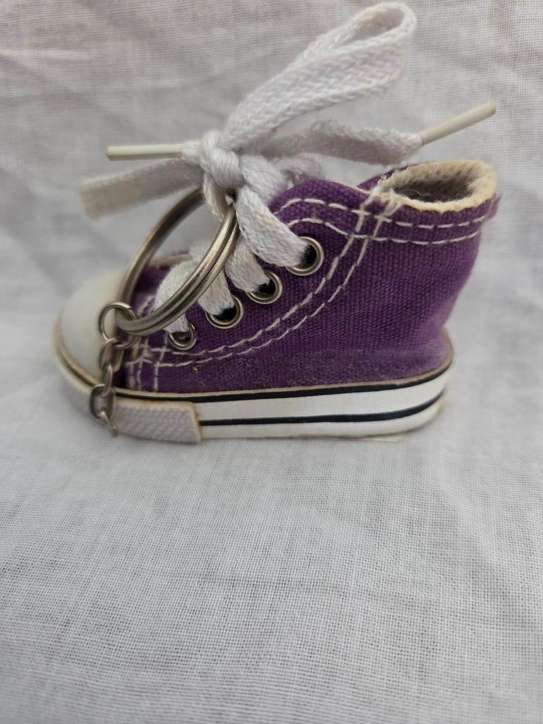 Vintage sneaker sleutelhanger, Ophalen of Verzenden, Goud, Overige materialen