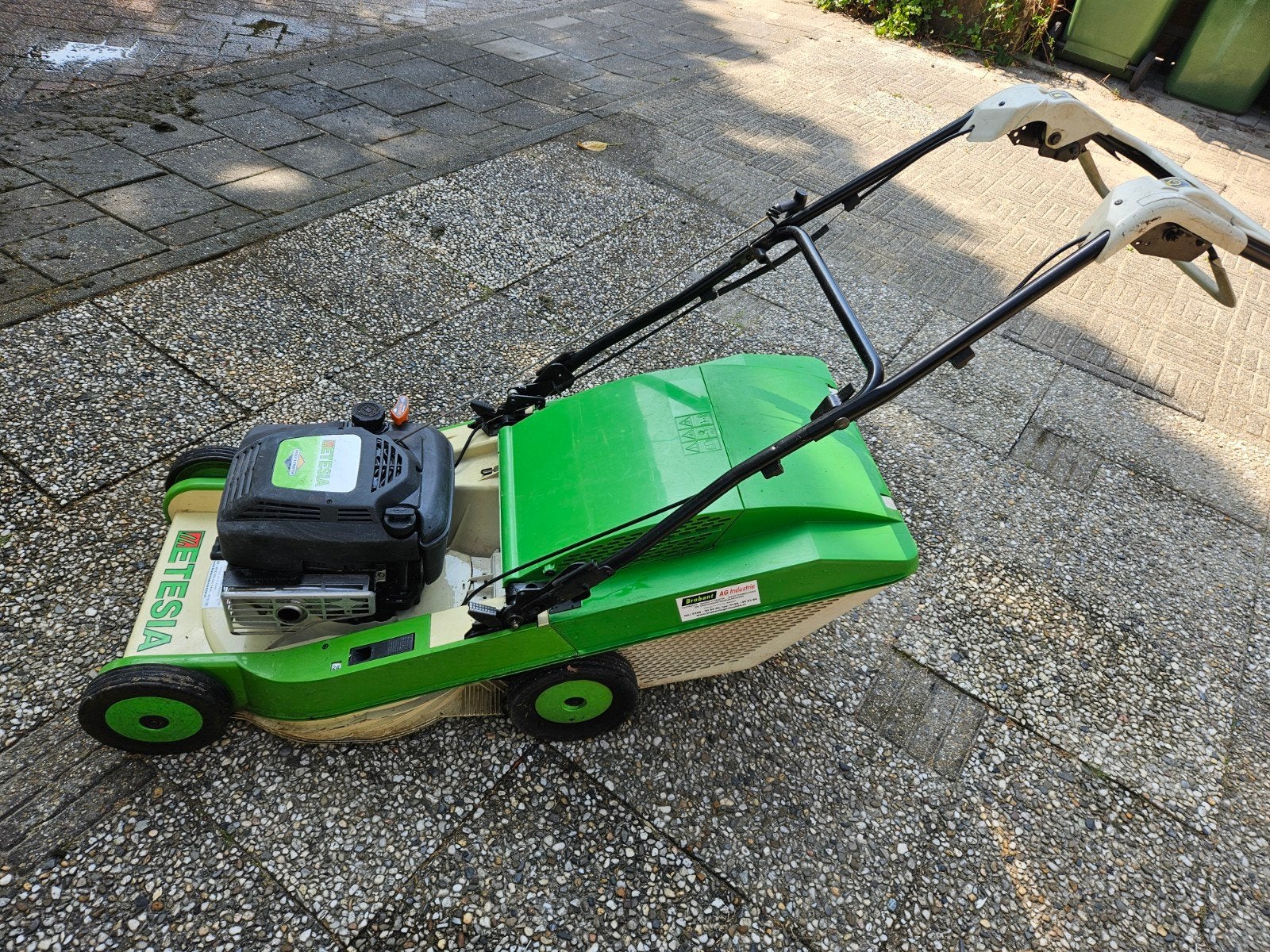 Etesia GBA Benzine Grasmaaier elect start - Krachtig en Betr, Tuin en Terras, Cirkelmaaier, Gebruikt, Opvangbak, Benzine-grasmaaier