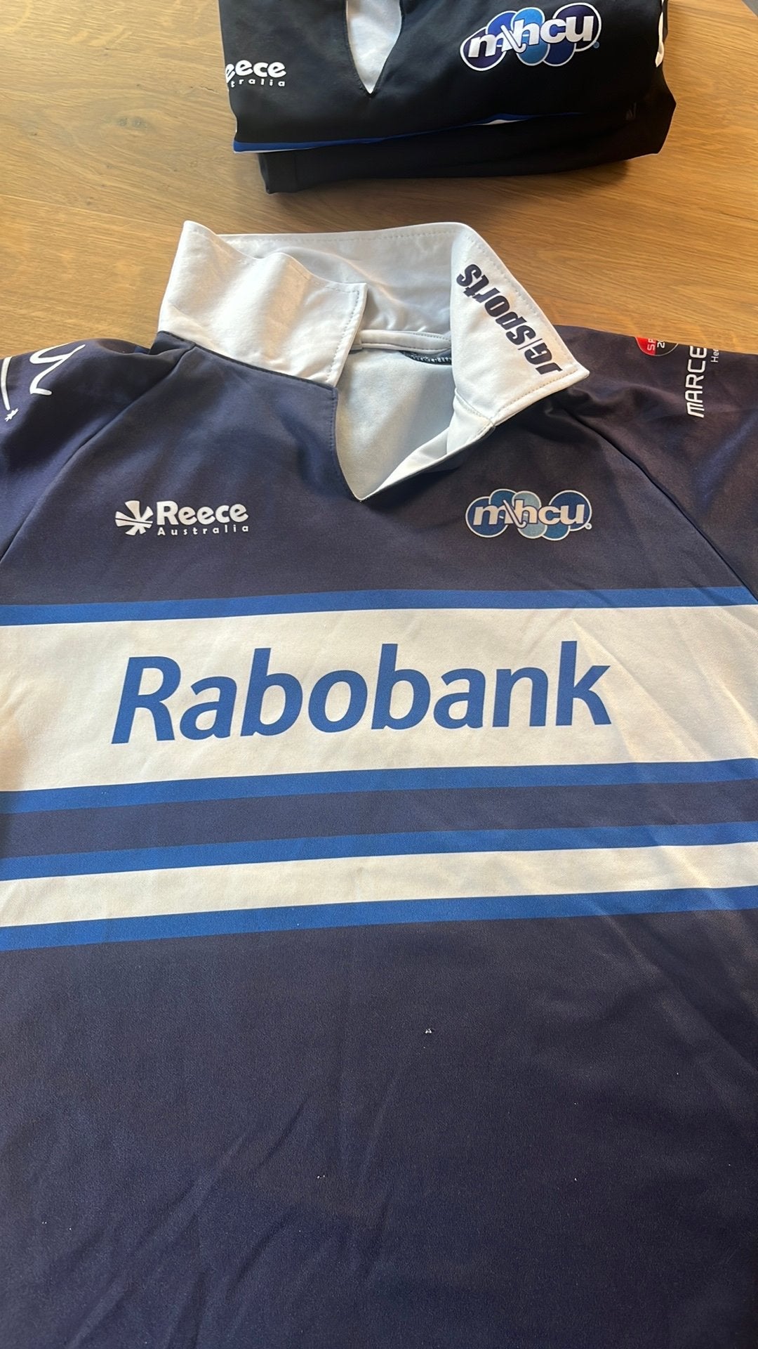 MHCU hockeyshirt en rokje maten s en xs (oud tenue), Sport en Fitness, Ophalen, Gebruikt, Kleding