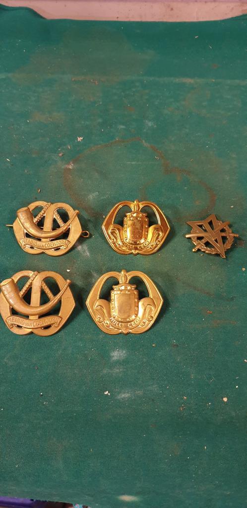 millitaire emblemen 5 stuks messing, Ophalen of Verzenden