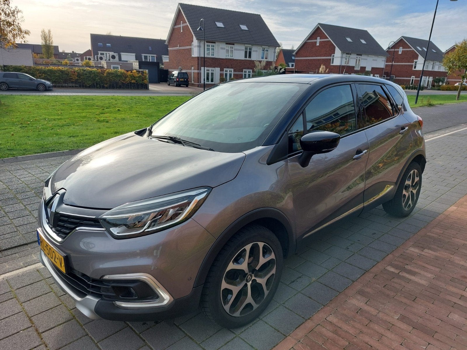 Renault Captur TCe 90 Intens | 2018 | Automatisch inparkeren, Auto's, Voorwielaandrijving, 898 cc, Stof, Zwart