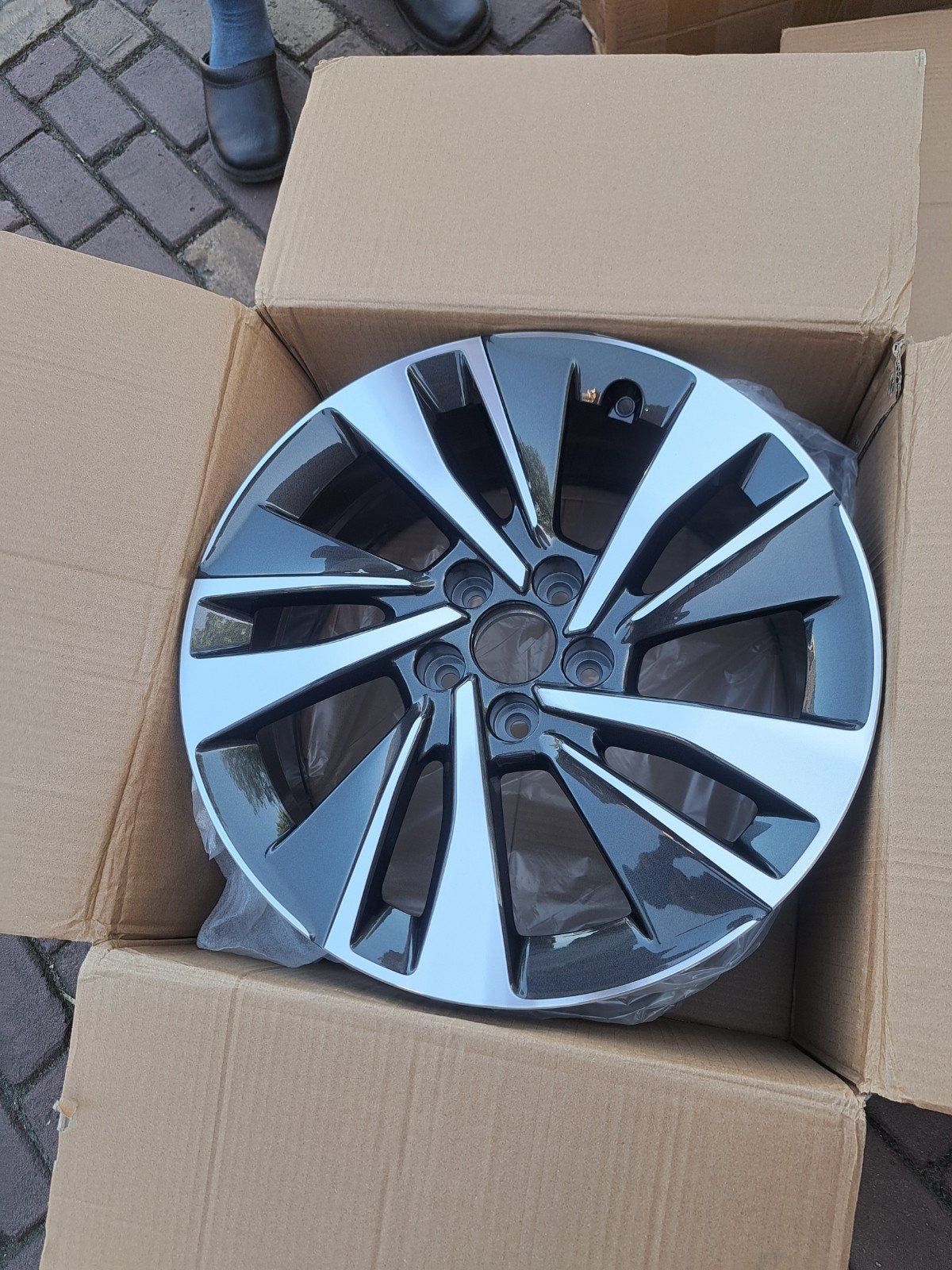 Nieuwe set 17 inch 5x108 peugeot, opel vivaro fiat scudo, Auto-onderdelen, Ophalen, Nieuw, Velg(en)