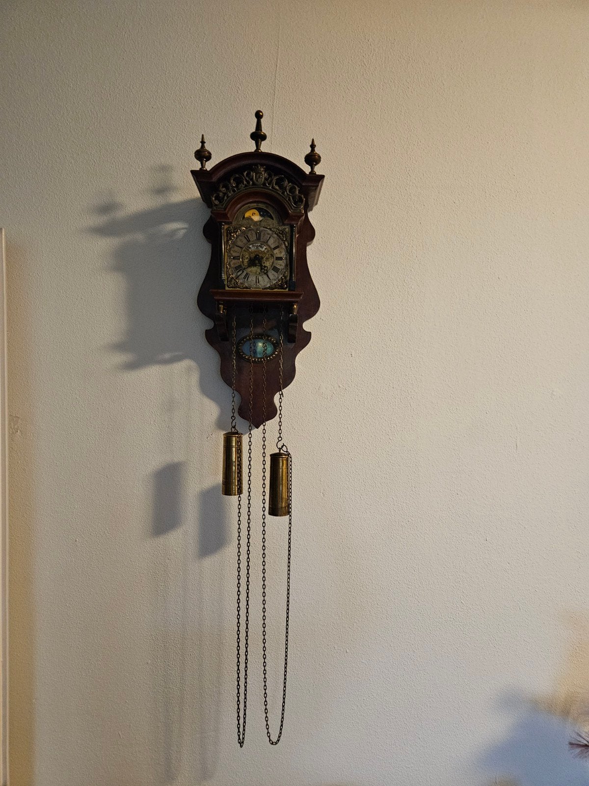Wandklok Sallander, Ophalen
