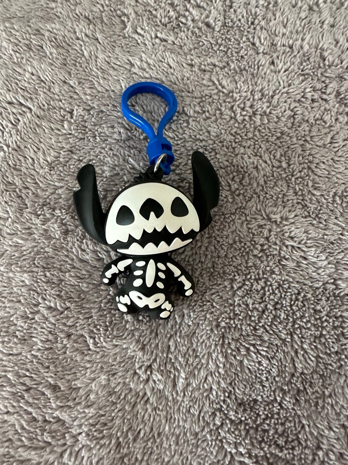 Leuke Disney Stitch skelet sleutelhanger, Ophalen, Zo goed als nieuw, Knuffel of Figuurtje