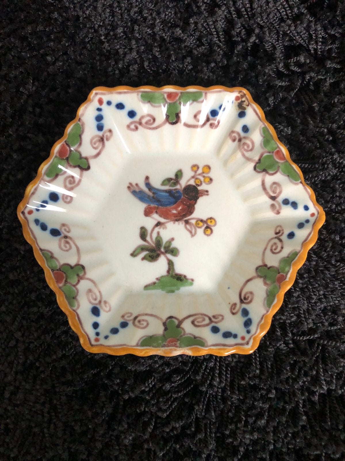 Makkum Tichelaar zeskantig schaaltje met vogeldecor, Ophalen of Verzenden