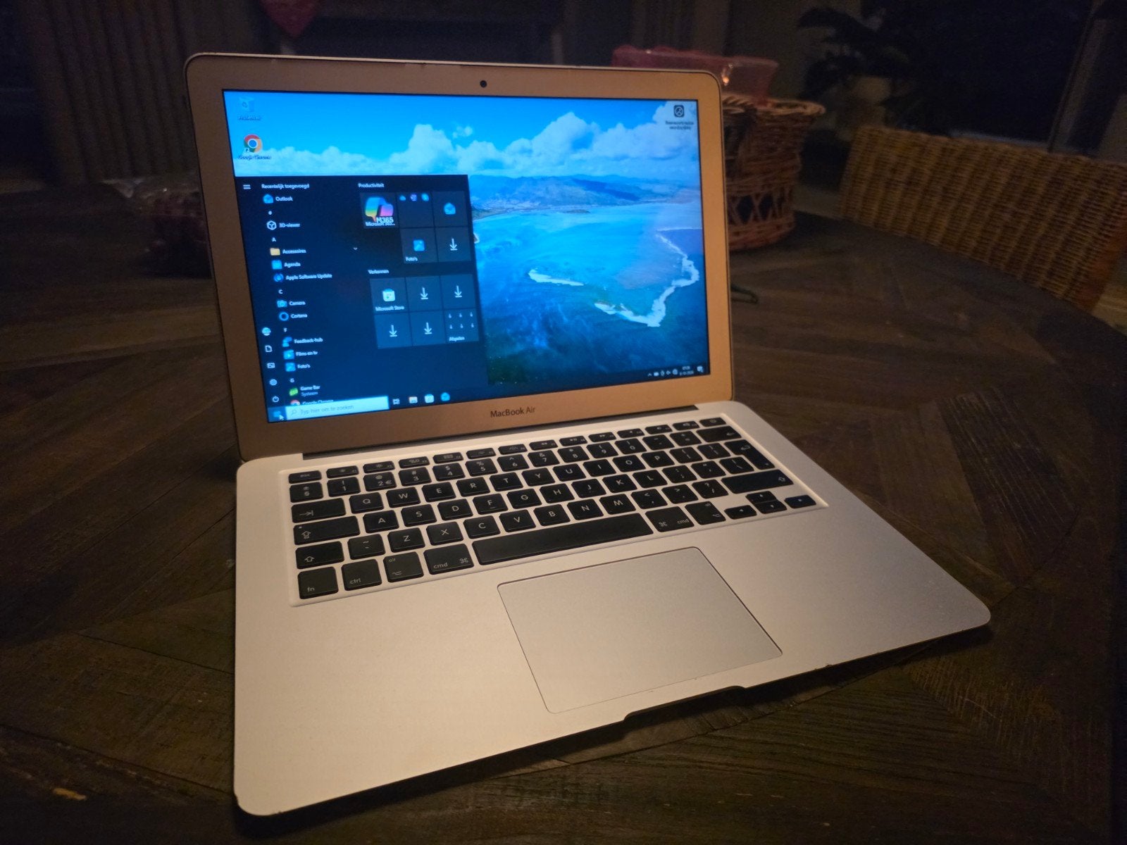 Apple MacBook Air 13 inch – 250 GB SSD - originele oplader