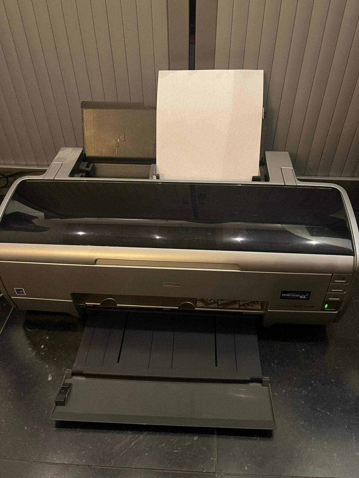 Epson A3 Stylus Photo R2400 printer met 20 nieuwe cardr, Computers en Software, Gebruikt, Fotoprinter, Inkjetprinter, Kleur printen