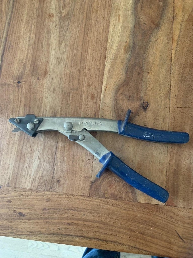 Knabbelschaar voor plaatwerk, Ophalen of Verzenden, Gebruikt, Snijgereedschap, Overige merken