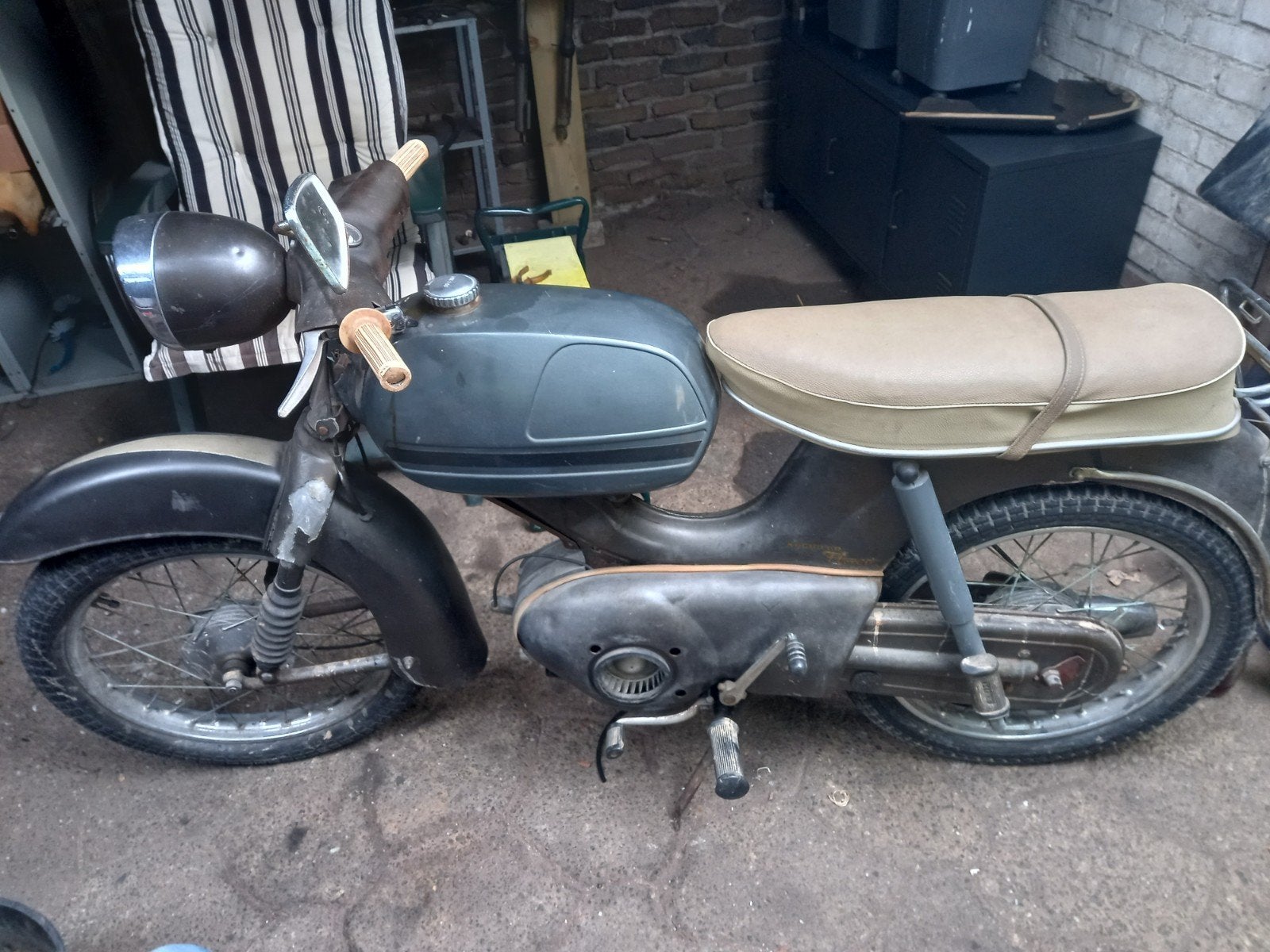 kreidler florett k54 opknapper, Fietsen en Brommers, Maximaal 45 km/u, 49 cc, 3 versnellingen, Ophalen