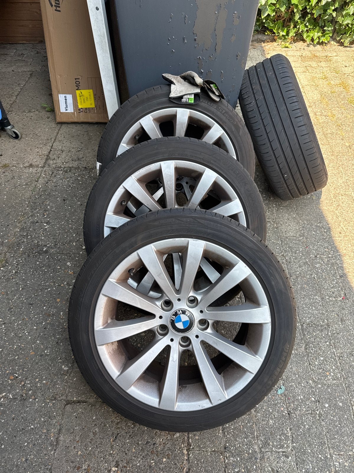 BMW 17 inch velgen met Hankook zomerbanden 225/45R17, Auto-onderdelen, Banden en Velgen, Ophalen, Gebruikt, Banden en Velgen, 17 inch