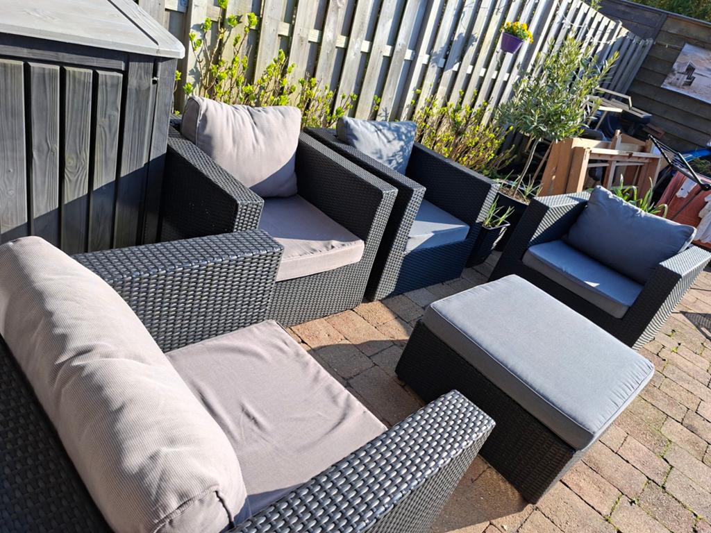 4 pers wicker lounge set, Ophalen, Gebruikt, Wicker, Hocker