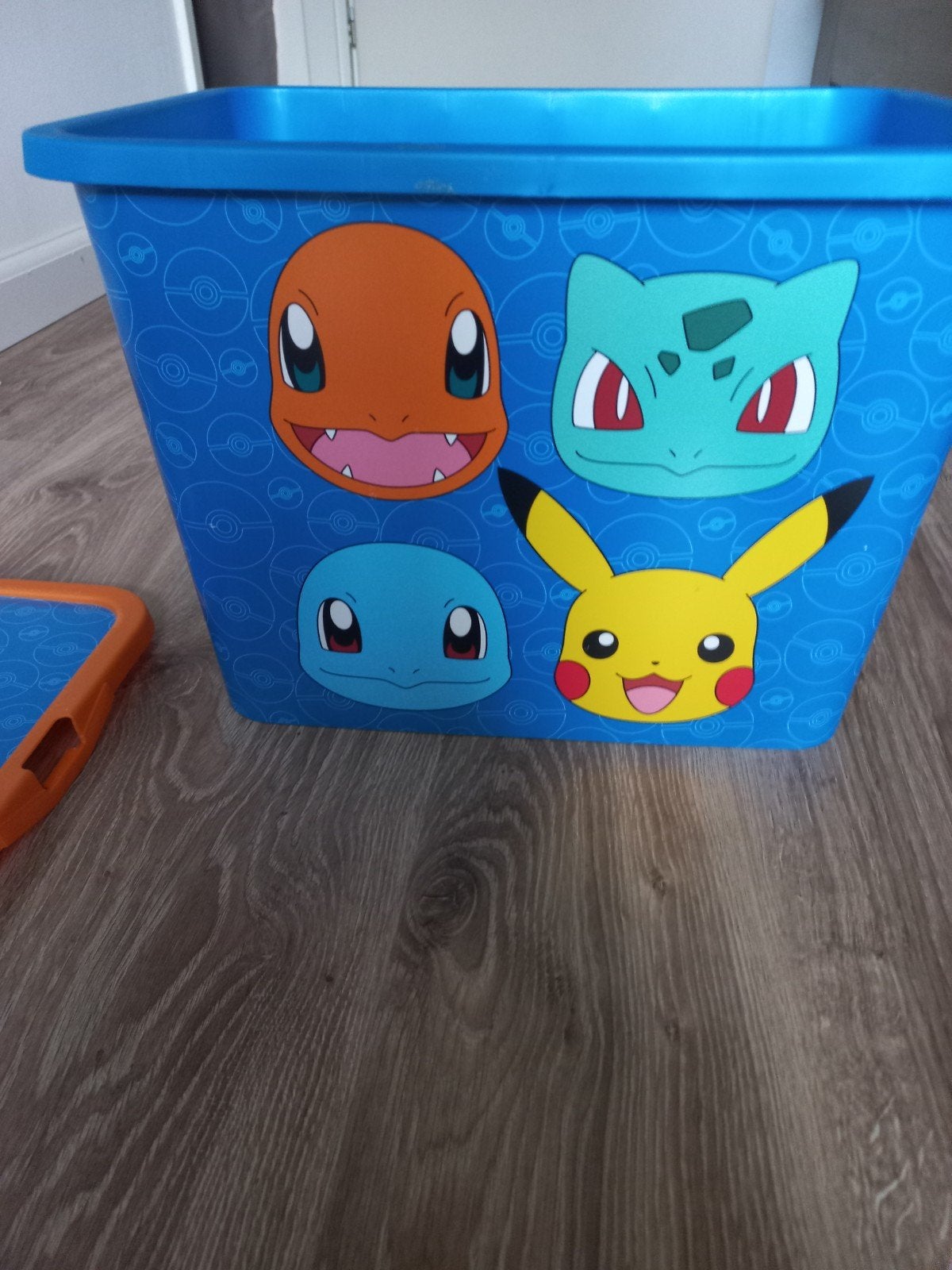 bulk kaarten 2000 in leuke pokemon doos, Ophalen, Meerdere kaarten
