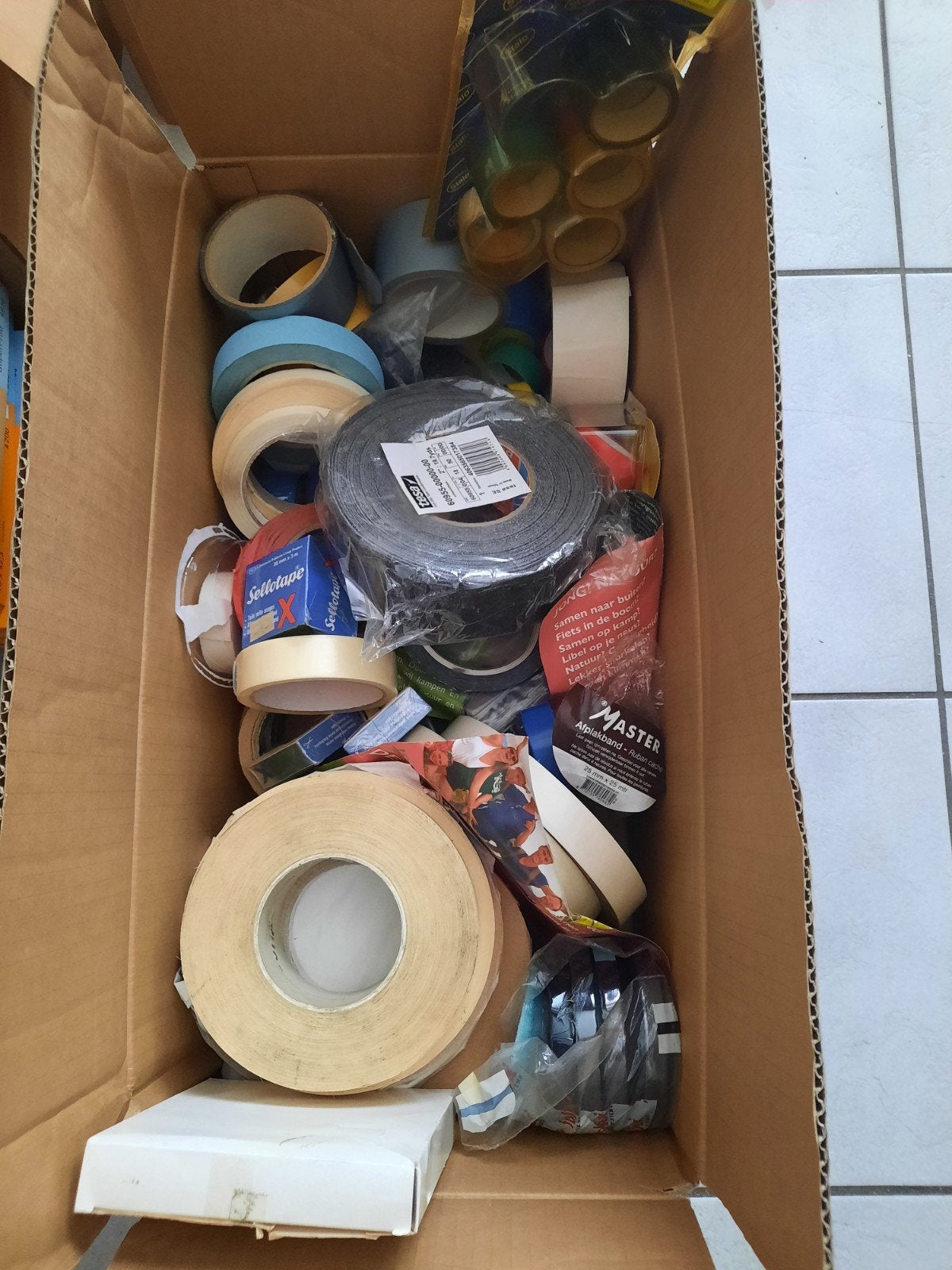 Doos met diverse soorten tape, Ophalen of Verzenden, Gebruikt