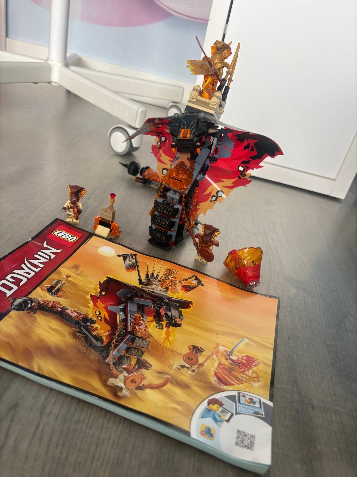 Lego Ninjago 70674 Vuurslang compleet met boekje, Ophalen of Verzenden, Zo goed als nieuw