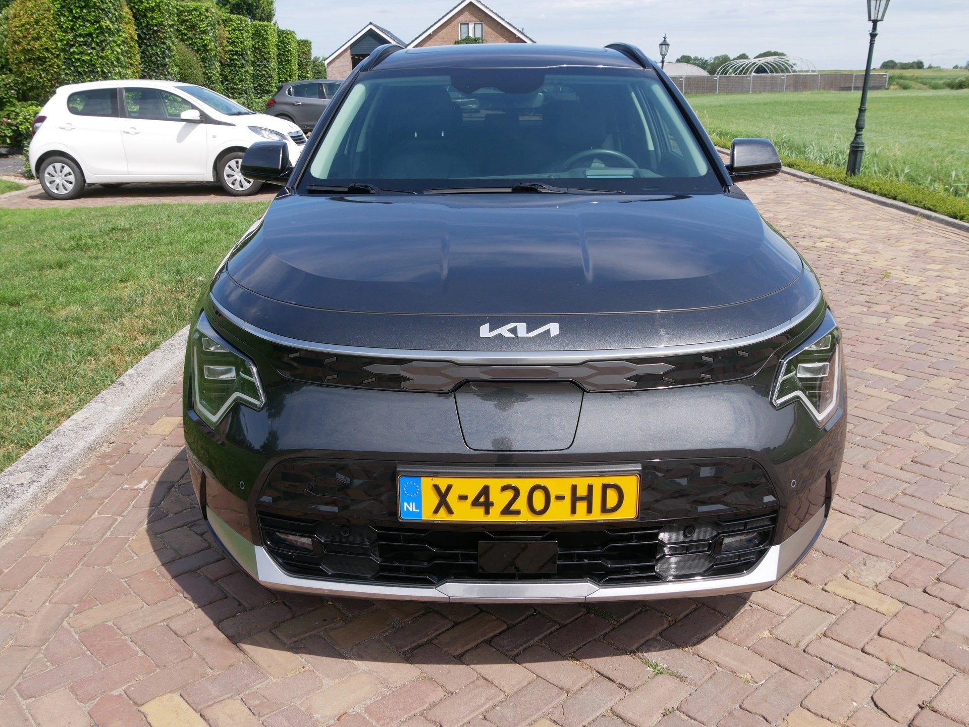 Foto 2 van Kia Niro EV ExecutiveLine 64.8 kWh FULL OPTIONS NW. € 50.0