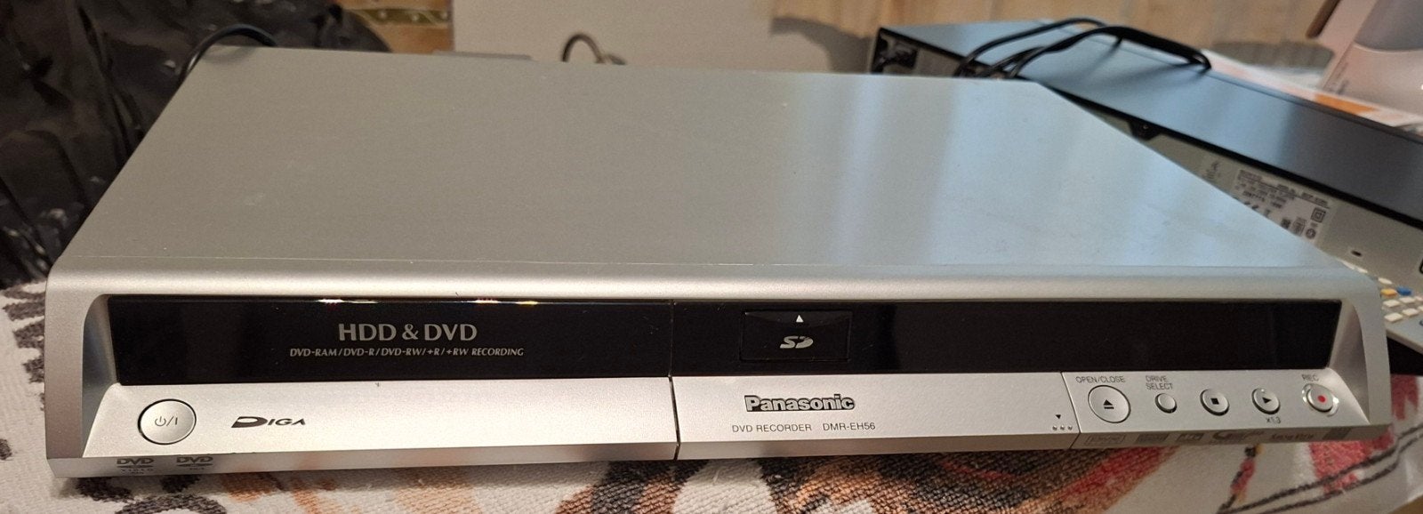 Panasonic HDD & DVD Recorder DMR-ES15EG - Zilver, Verzenden