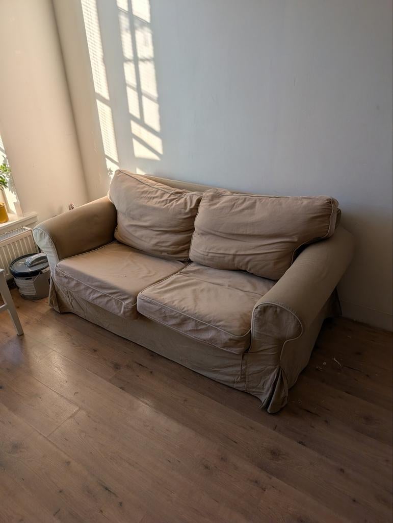 Oude ikea ektorp tweepersoonsbank - Beige, Huis en Inrichting, Ophalen, Gebruikt, 150 tot 200 cm, Tweepersoons