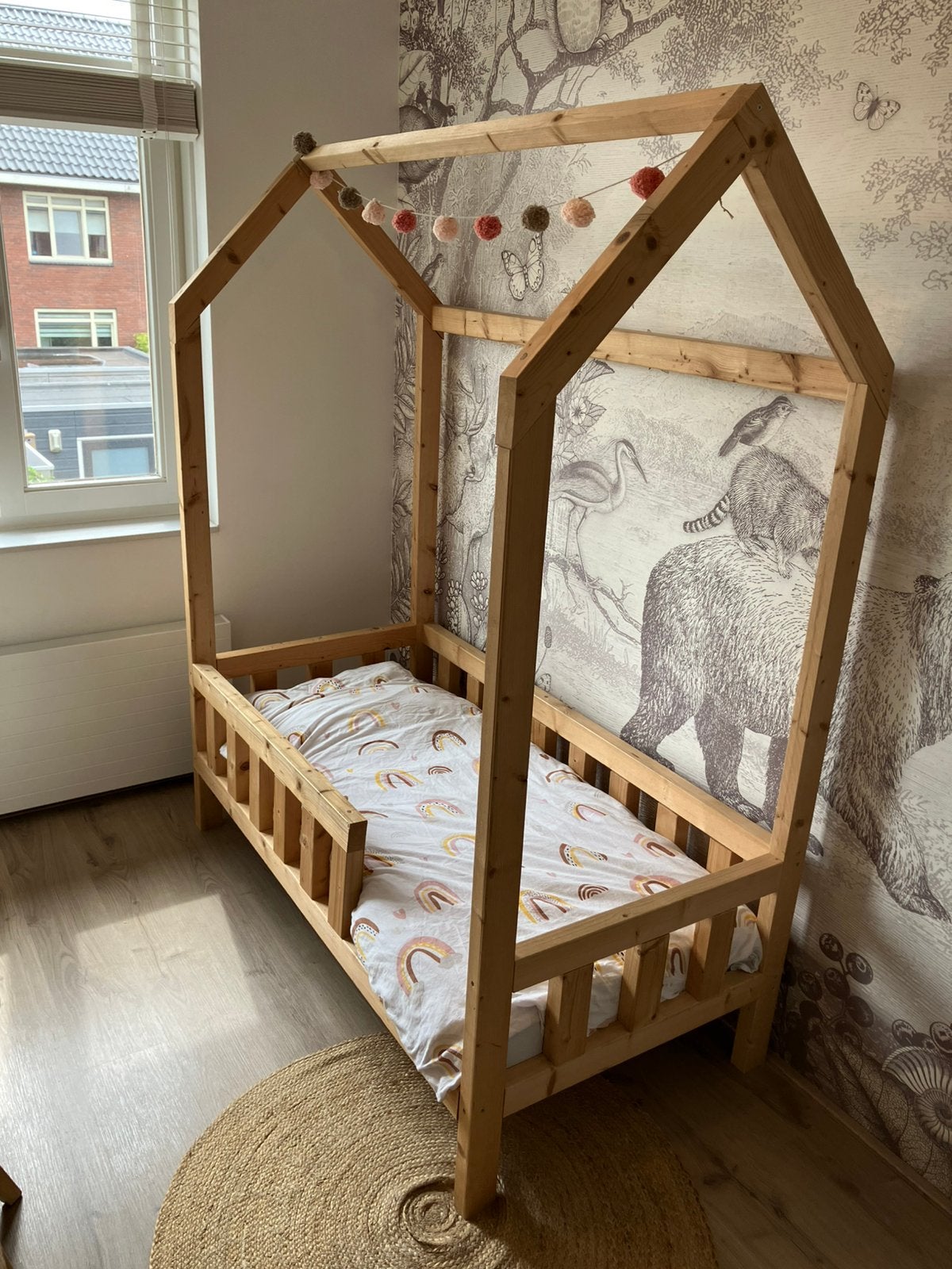 Houten kinderbed huisje 80x160 cm met matras, Gebruikt, Eenpersoons, 80 cm, Hout