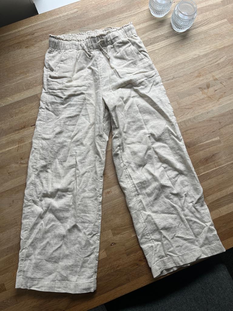 Nieuwe H&M broek, luchtige stof, wijde pijp, maat 128, Kinderen en Baby's, Kinderkleding | Maat 128, Ophalen of Verzenden, Nieuw