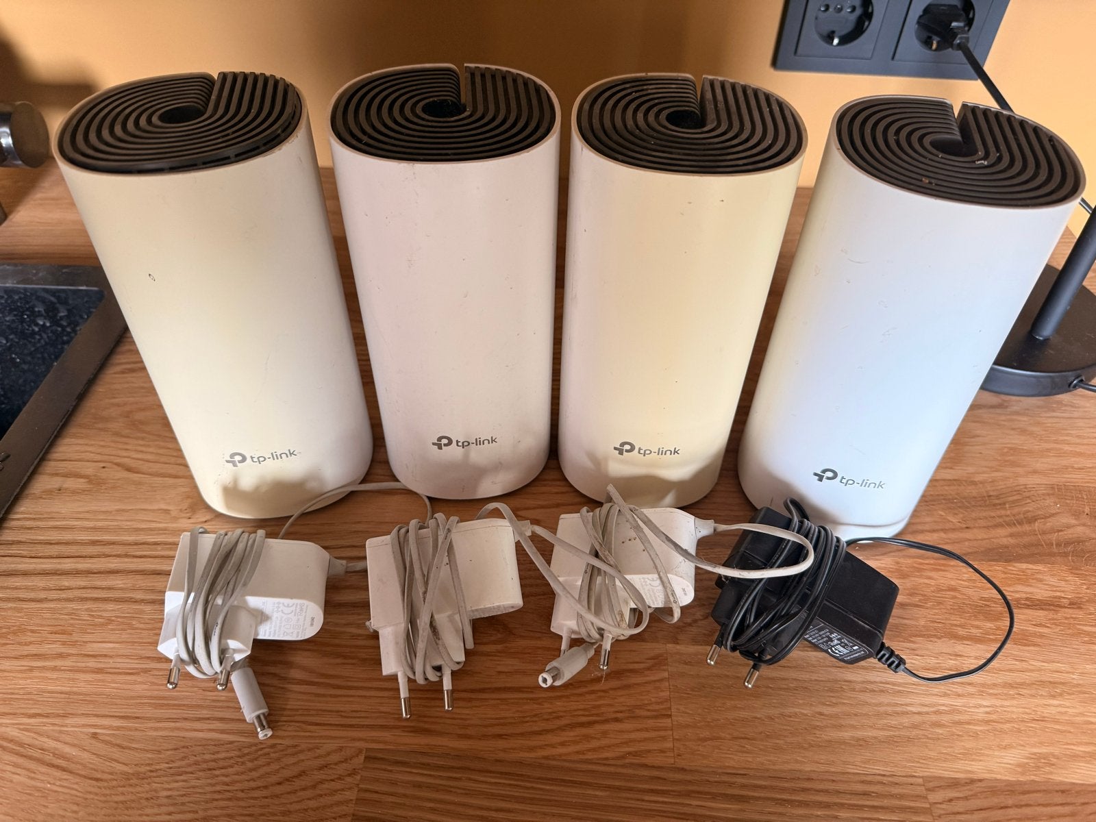 TP-Link Deco M4 Wifi Versterkers (4 stuks), Computers en Software, WiFi-versterkers, Ophalen of Verzenden, Gebruikt