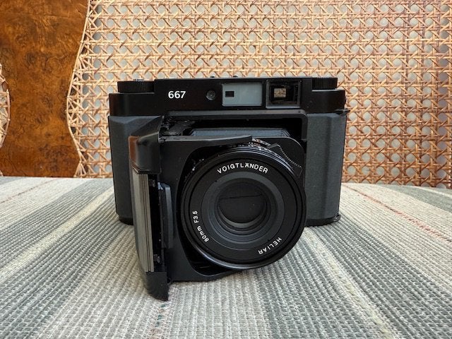 Voigtlander Bessa III 667 Folding Medium Format Film Camera, Ophalen of Verzenden, Zo goed als nieuw