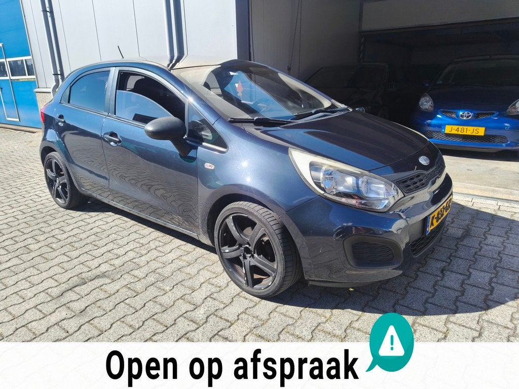 Kia Rio 1.2 CVVT Super Pack APK|Android|Camera, Euro 5, 4 cilinders, Zwart, Origineel Nederlands