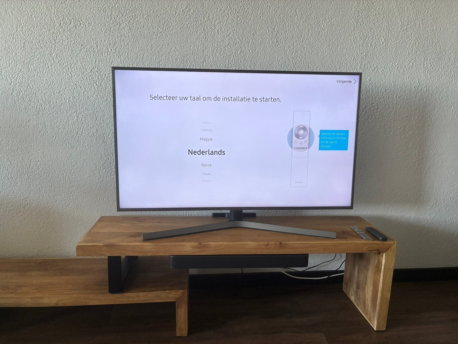 50 inch tv incl meubel en jbl soundbar, Ophalen, 50 Hz, Zo goed als nieuw, Samsung