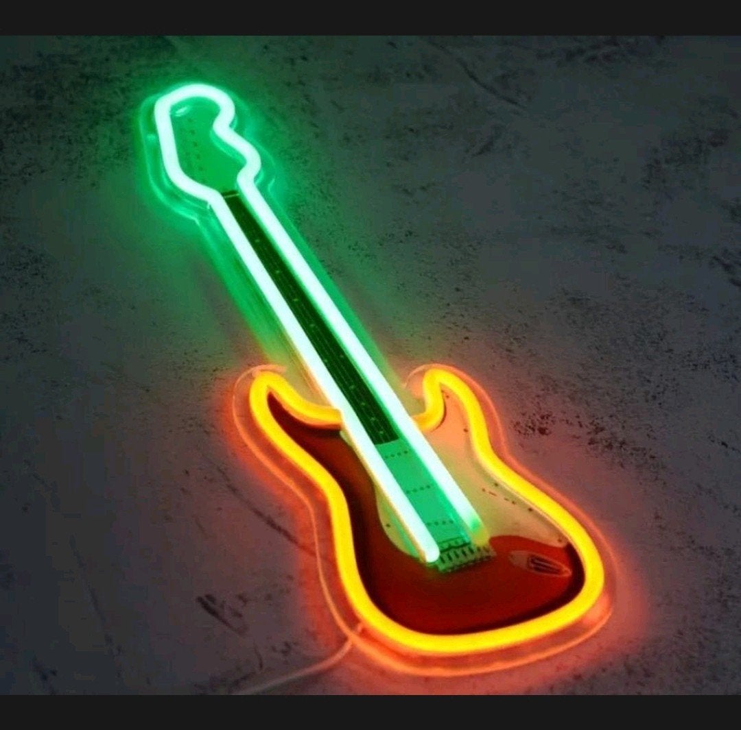Neon LED Gitaar – De Ultieme Rock 'n Roll Sfeer!

Ben jij ee, Ophalen of Verzenden, Nieuw