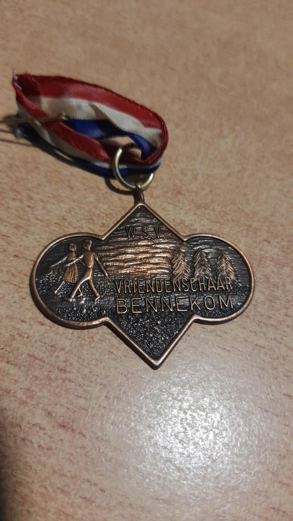 WSV Vriendenschaar Bennekom medaille, Verzenden