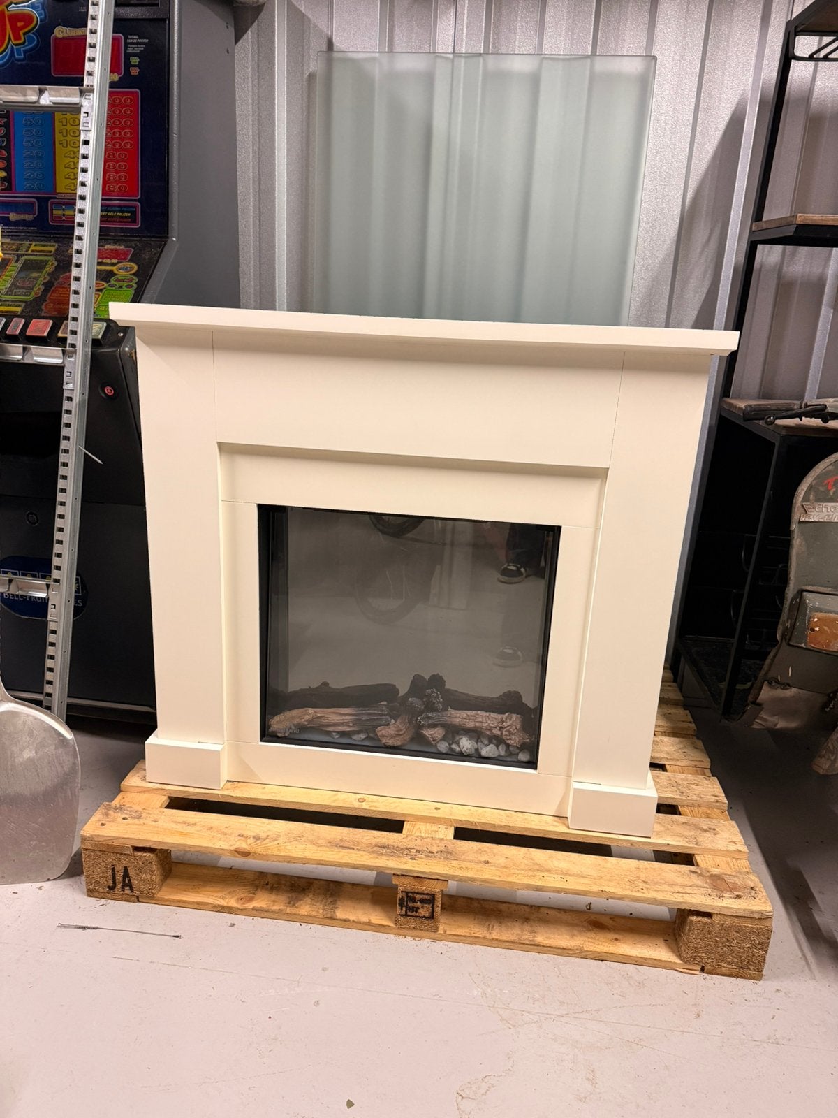 Livn / Livin'flame Elektrische Schouw Fey – 2000W – ZGAN, Ophalen, Zo goed als nieuw, Vrijstaande haard, Elektrische haard