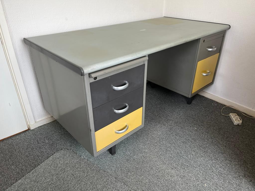 Vintage Gispen metalen bureau met lades - Grijs/Geel, Ophalen, Overige typen, Gebruikt, Met lades