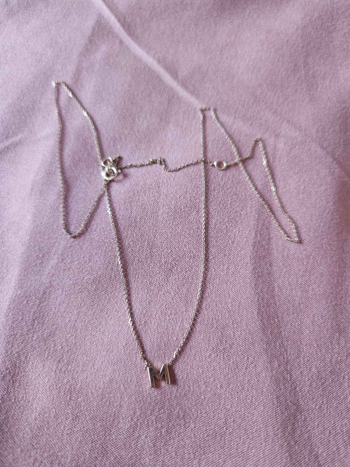 Echt gouden 8k ketting met letter 'M', Met hanger, Ophalen of Verzenden, Zo goed als nieuw, Goud