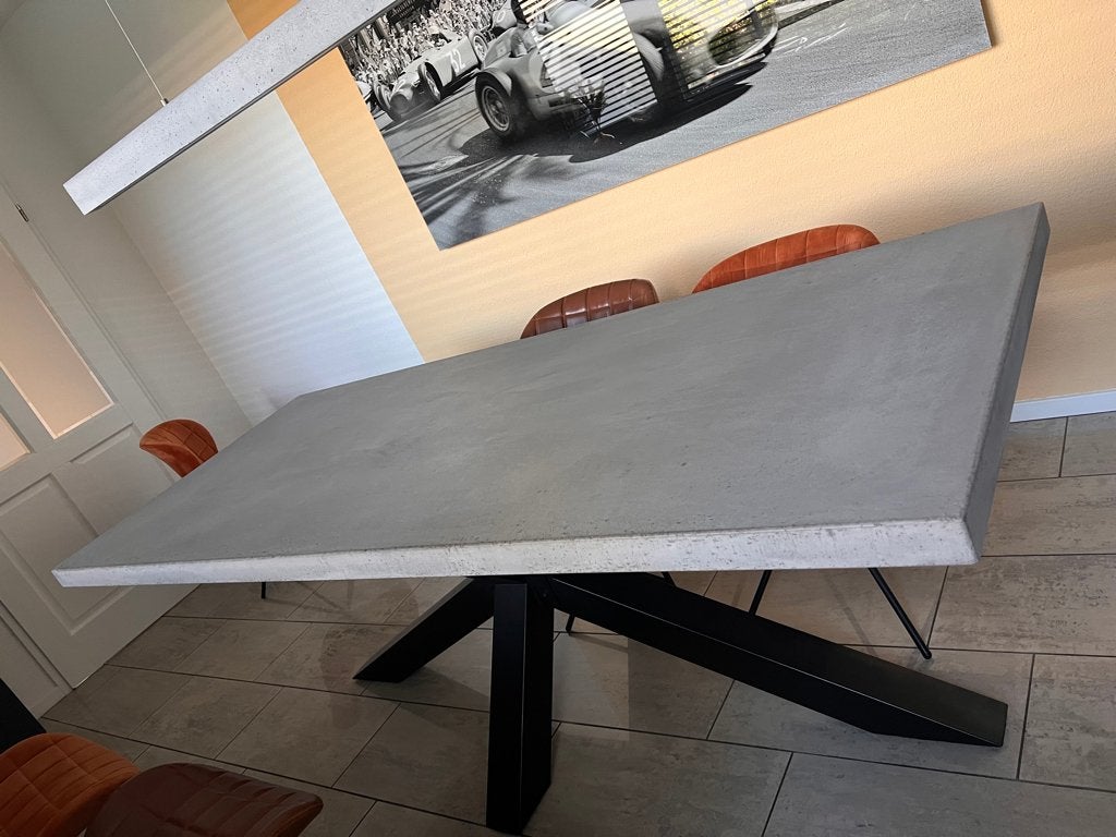 Betonlook eettafel 220 x 90 z.g.a.n., Ophalen, Overige materialen, Industrie loft modern, 200 cm of meer