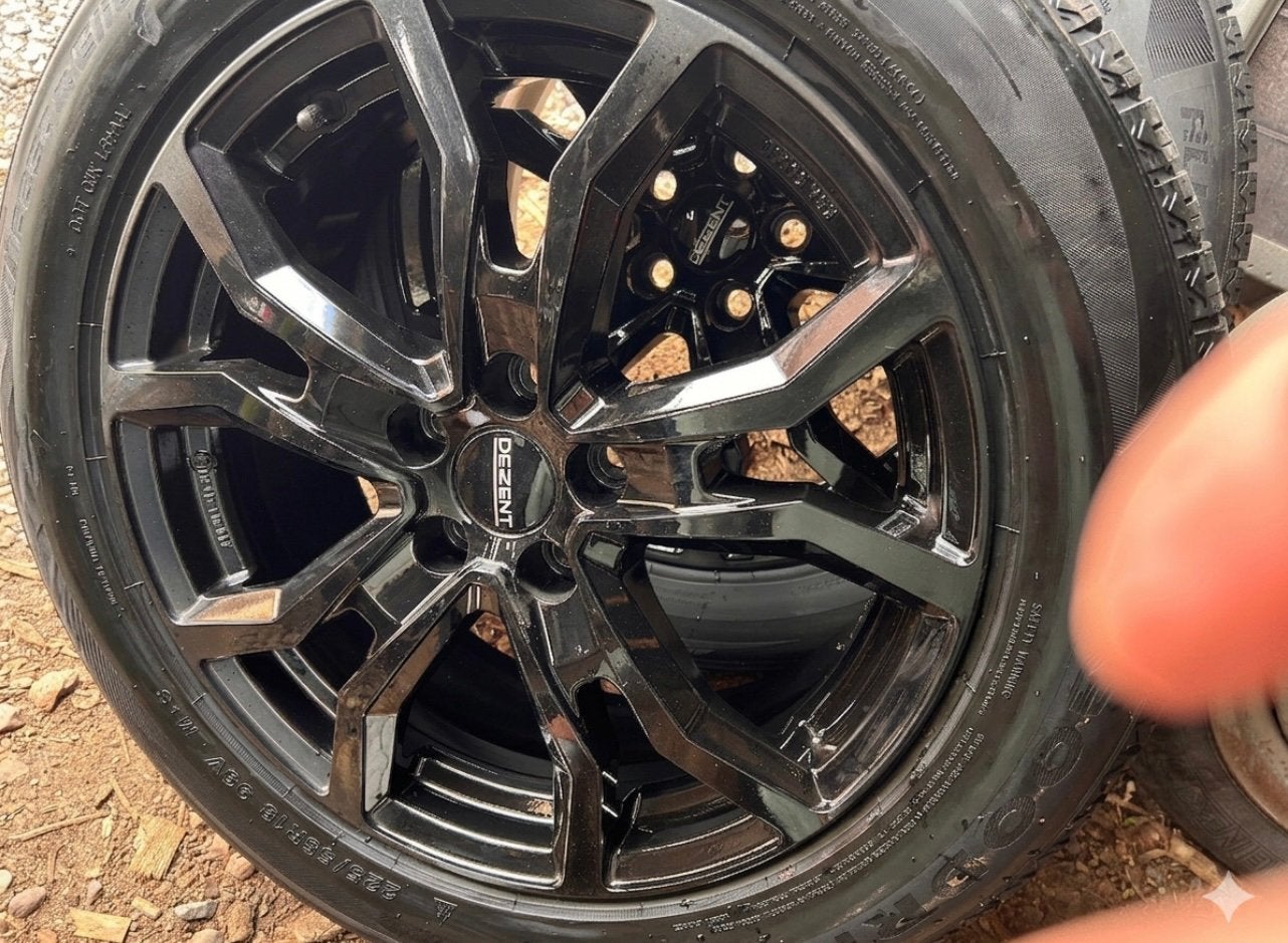 4 Dezent Black 7.5X18 5X108 ET: 49 NB: 65.1 met NW banden, Auto-onderdelen, Banden en Velgen, Ophalen, 18 inch, Gebruikt, Banden en Velgen