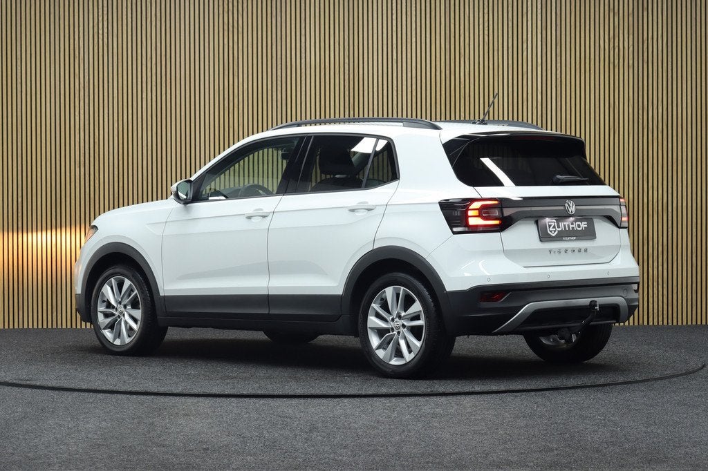 Volkswagen T-Cross 1.0 TSI Life | Trekhaak | Adaptive-cruise, Auto's, Volkswagen, Voorwielaandrijving, 12 maanden, 620 kg, Bedrijf
